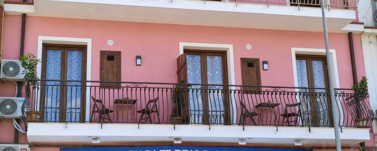 I Du Meli Apartments Таормина Екстериор снимка