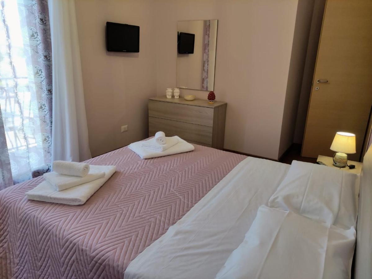 I Du Meli Apartments Таормина Екстериор снимка